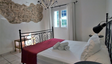 Ibiza rental villa rv collexion 2022 finca san jose verg family bedroom 1.jpg
